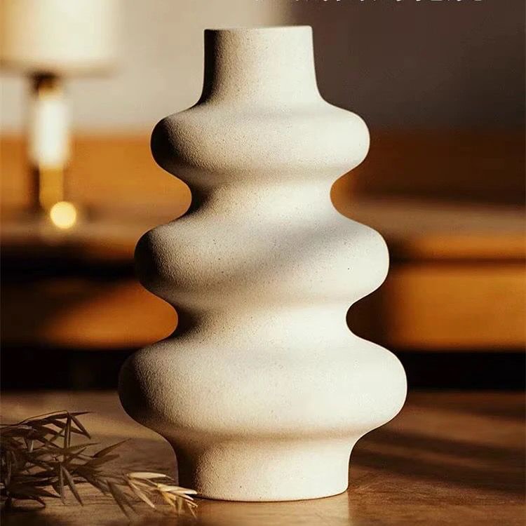 Modern Minimalist Spiral Shaped Home Decorative Flower Vase