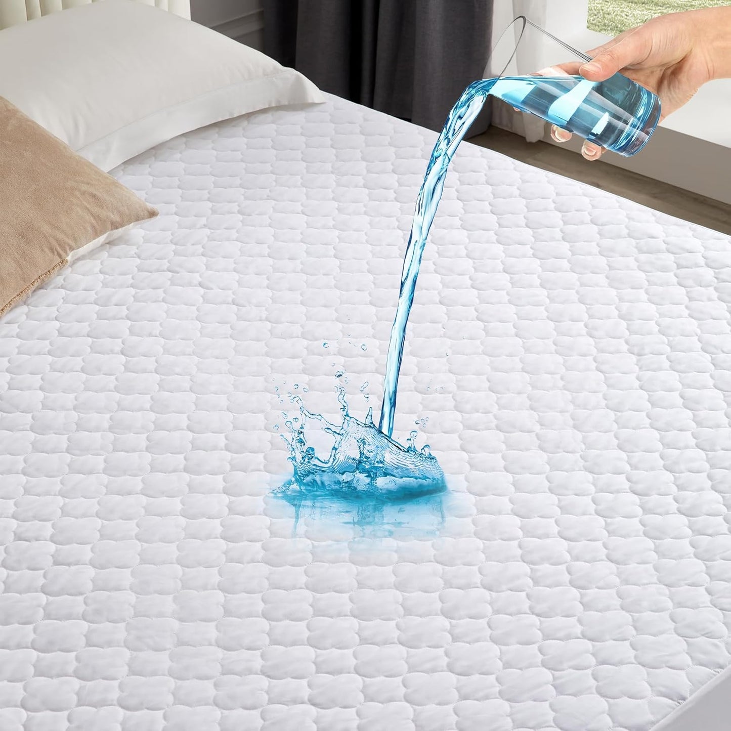 Quilted Fitted Mattress Pad Waterproof Mattress Protector