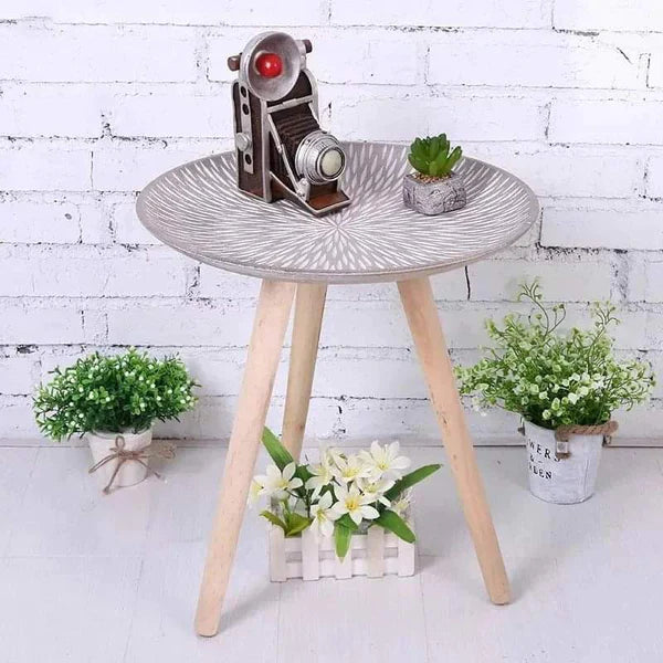 3 legged decorative round side table