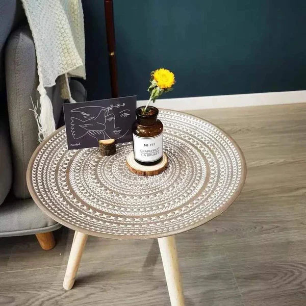 3 legged decorative round side table