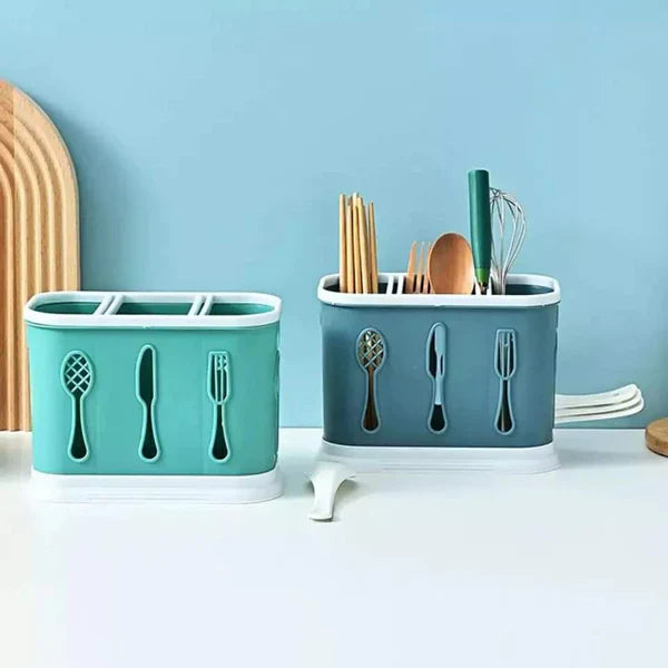 Ventilation space cutlery /spoons/chopsticks storage case