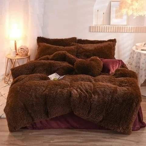 6pc Luxury designs Velvet plush Fluffy Duvet set