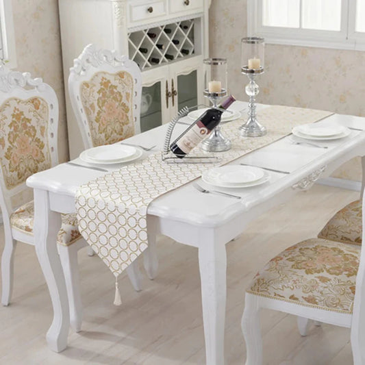 Modern Circle Table Runner European Tasseled Embroidered Table Runners