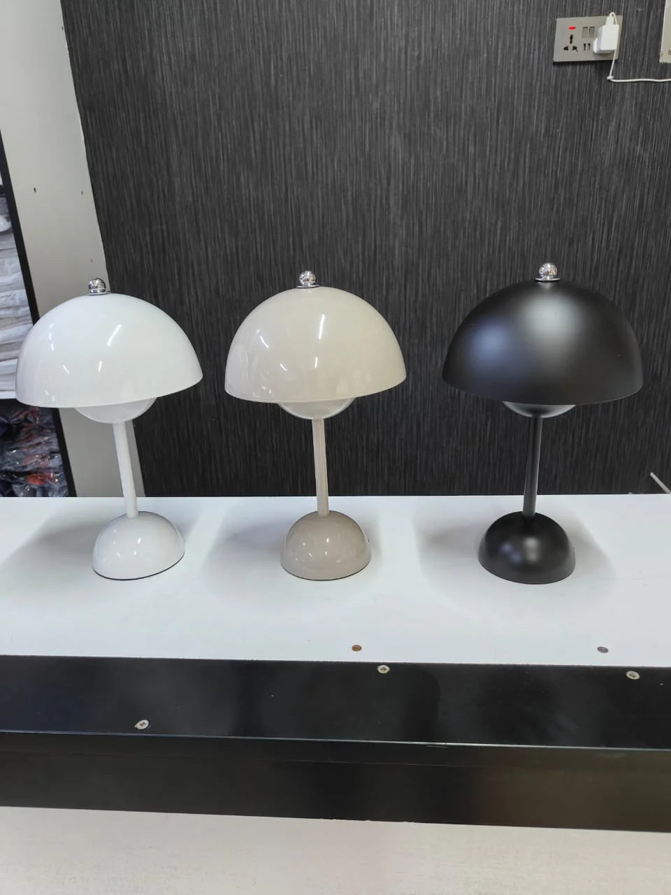 Re-chargeable Table Lamp