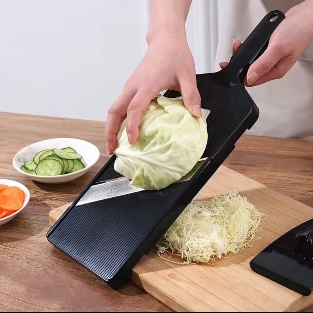 Vegetable cutter/Shredder