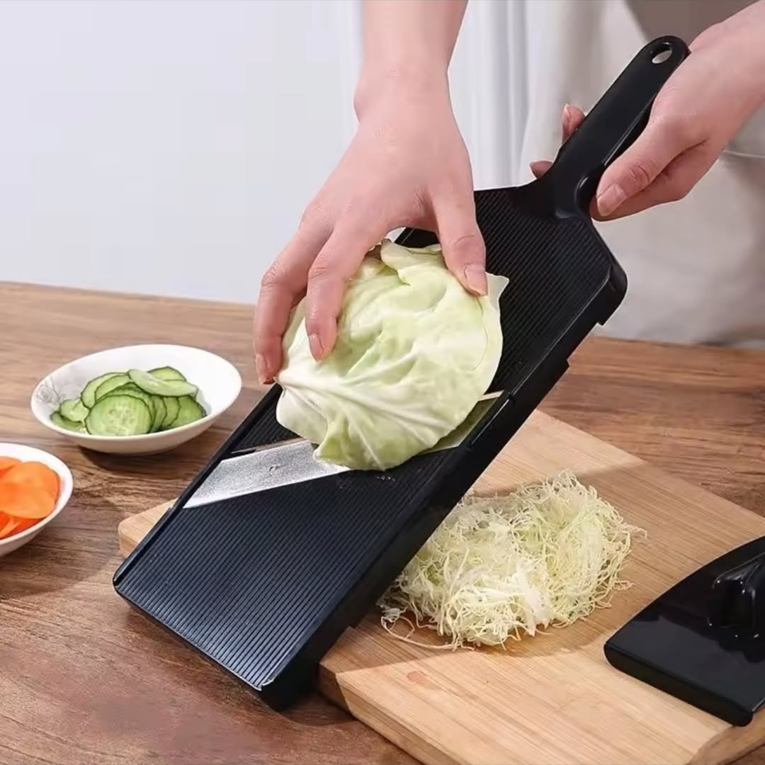 Vegetable cutter/Shredder