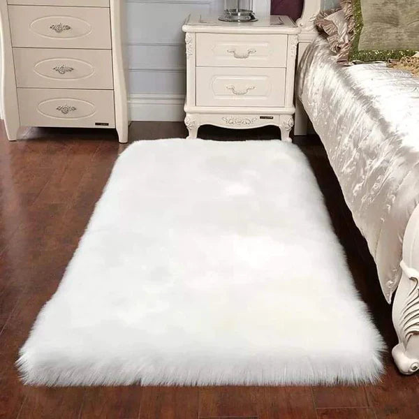 Faux fur bedside mat